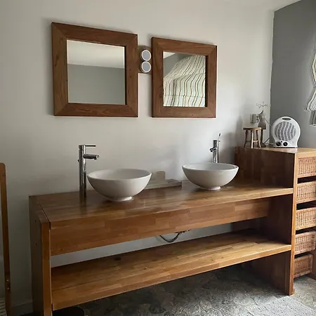 度假居 Les Lavandes De *